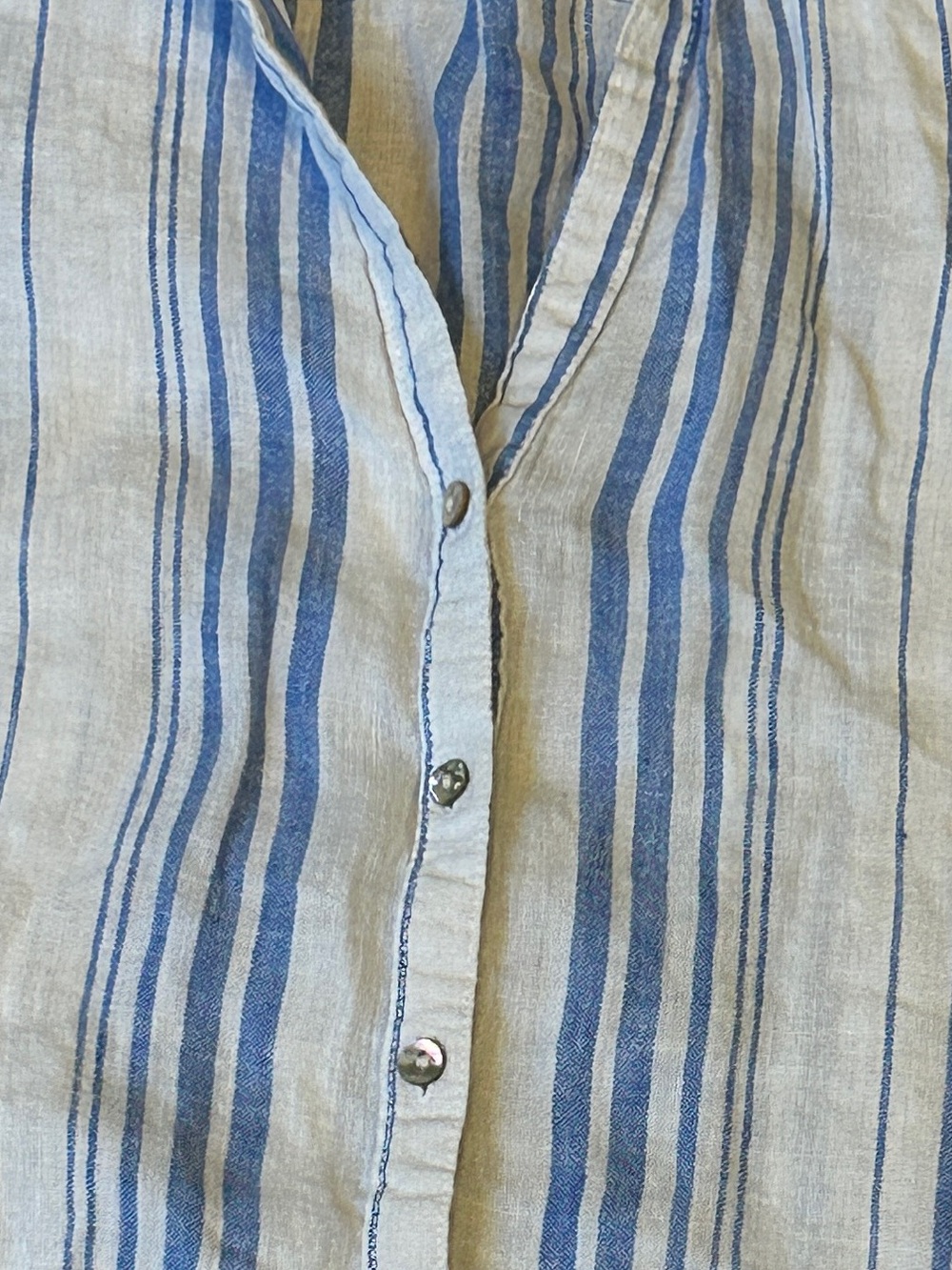 100% Linen Blue & White Striped Button up Shirt Women jones & co NY M seersucker - Picture 11 of 13